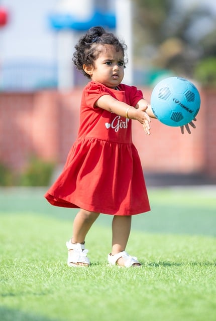 也展现了她 也展现了她